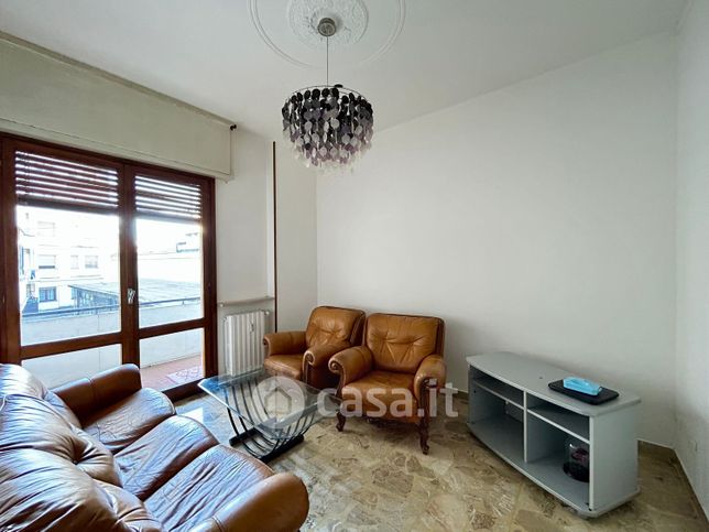Appartamento in residenziale in Via Piave 12