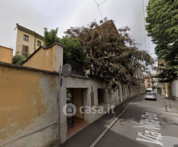 Ufficio in commerciale in Via Villa Glori 7