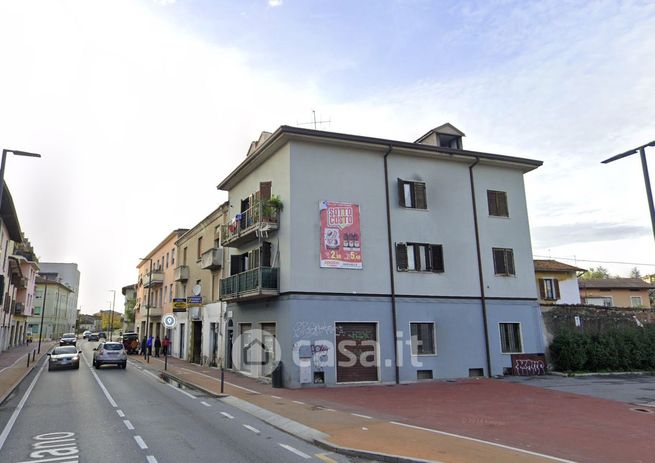 Appartamento in residenziale in Via Milano 107 -85