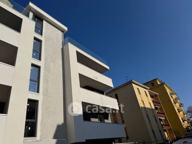 Appartamento in residenziale in Via Cesare Sanguinetti