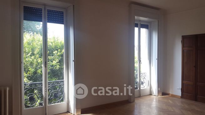 Appartamento in residenziale in Via Aristide de Togni