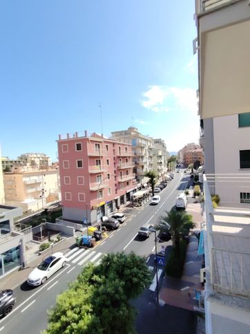 Appartamento in residenziale in Via Aurelia