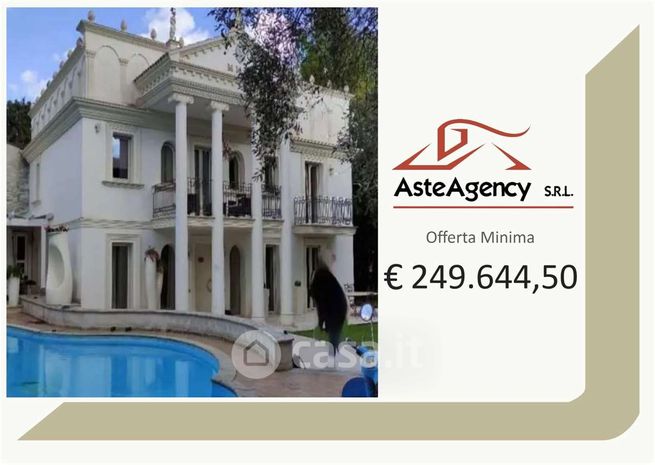 Villa in residenziale in Via Capparuccia 10