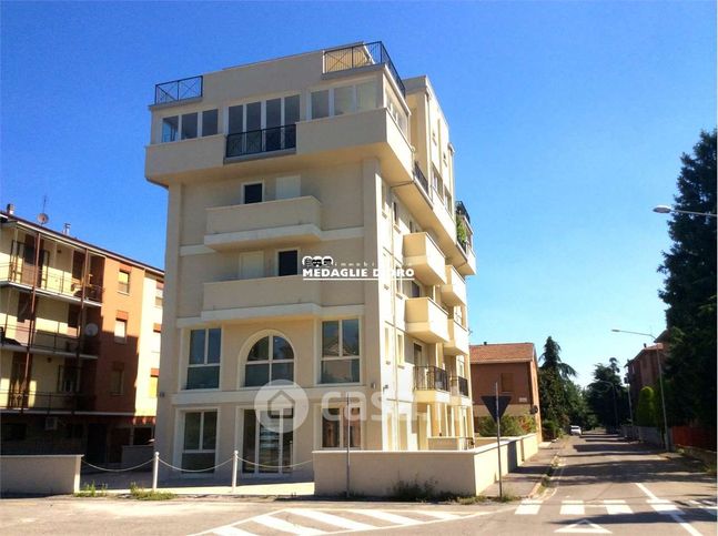 Ufficio in commerciale in Via Giuseppe Silvati 1
