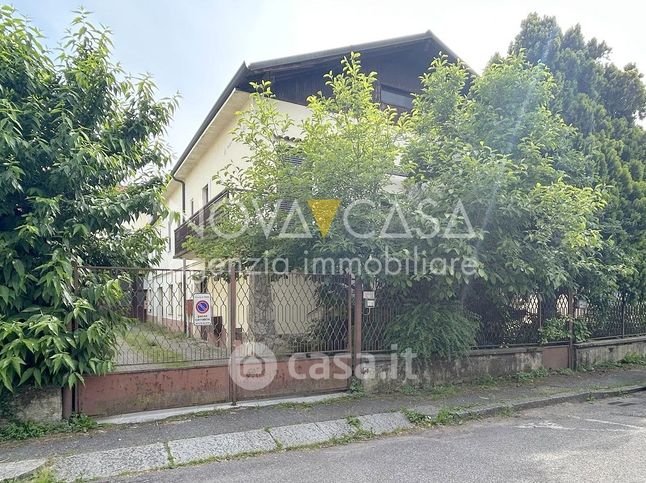 Casa indipendente in residenziale in Via Tommaso Ronna
