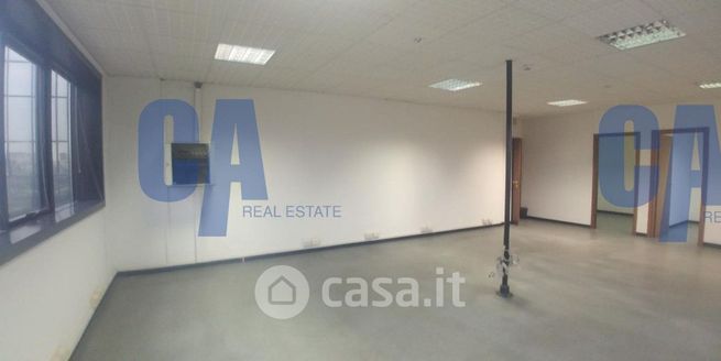 Ufficio in commerciale in Via Giuseppe Rovani