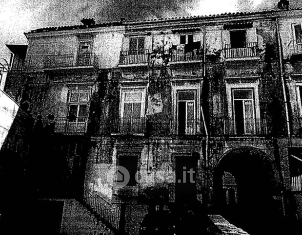 Appartamento in residenziale in Piazza Francesco Crispi