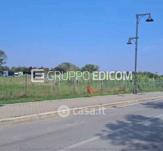 Terreno agricolo in commerciale in Viale dei Mille