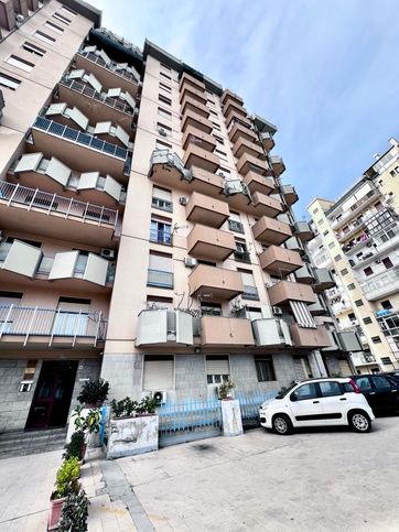 Appartamento in residenziale in Via Aloisio Juvara