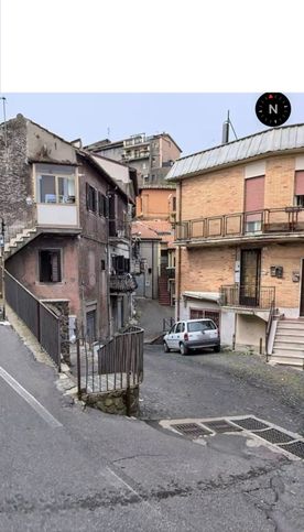 Garage/posto auto in residenziale in Via dei Vigneti