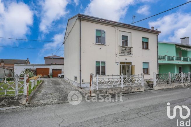 Casa indipendente in residenziale in Via Otello Putinati 7