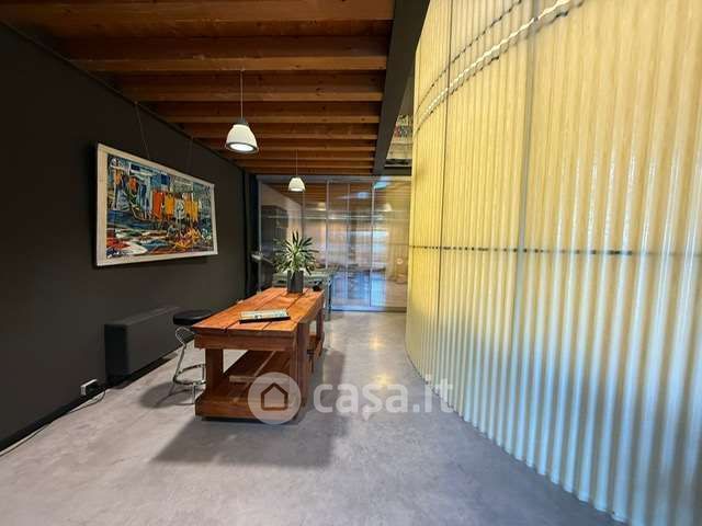 Capannone in commerciale in Vicolo Boccacavalla 10