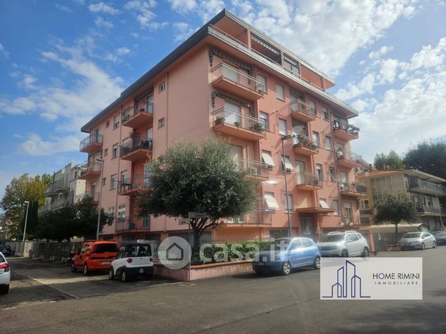 Appartamento in residenziale in Viale Vienna