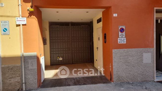 Box/posto auto in residenziale in Vicolo Paglia Corta