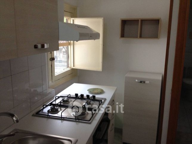 Appartamento in residenziale in Via del Vespro 5