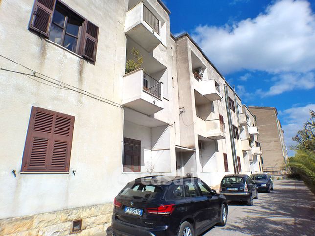 Appartamento in residenziale in Via Manfredi