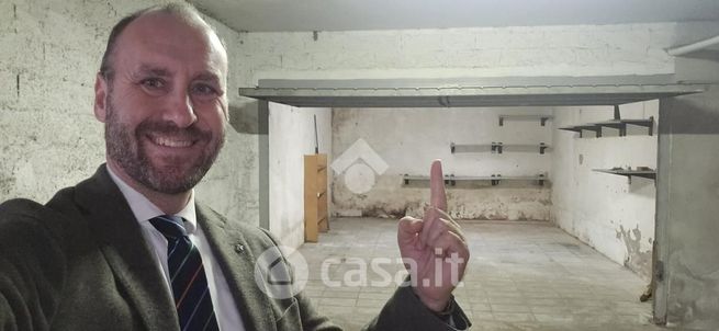 Box/posto auto in residenziale in Via delle Aleutine 21