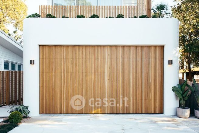 Box/posto auto in residenziale in Strada Madonna Marina