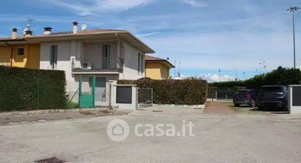 Appartamento in residenziale in Via Giosuè Carducci 97