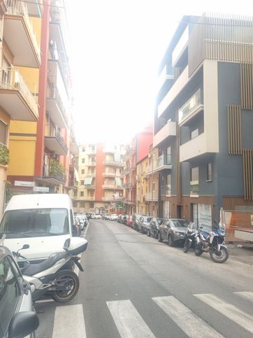 Negozio/locale commerciale in commerciale in Via Francesco Crispi 79
