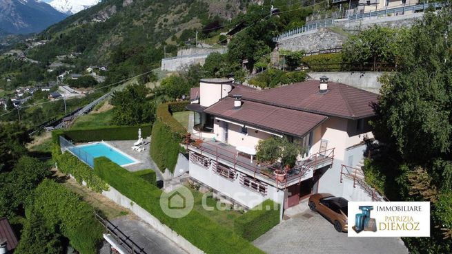 Villa in residenziale in Regione Bioula
