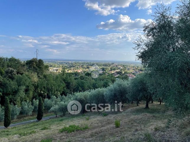 Terreno agricolo in commerciale in Via Giacomo Matteotti