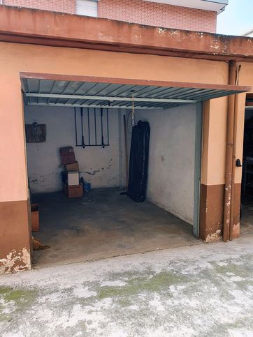 Garage/posto auto in residenziale in Via Generale Cantore 50