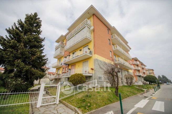Ufficio in commerciale in Via Tiburzio Garrone 3