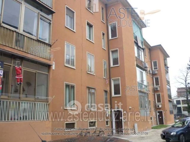Appartamento in residenziale in Via Battista Fiera 3