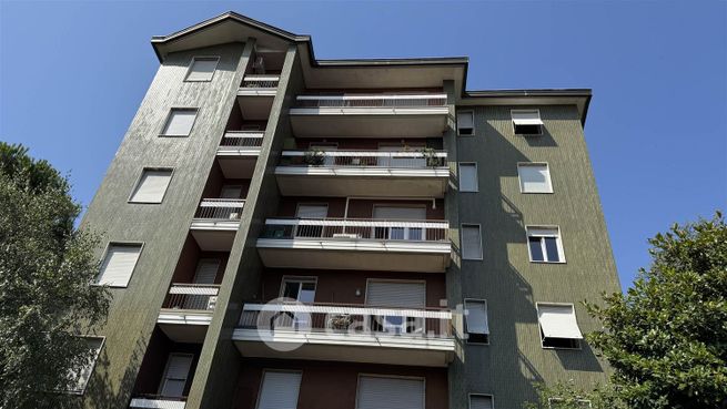 Appartamento in residenziale in Via Giovanni Verga 27