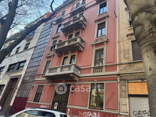 Appartamento in residenziale in Viale Lombardia 21