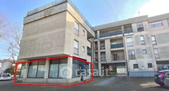 Ufficio in commerciale in Via Padre Reginaldo Giuliani 95