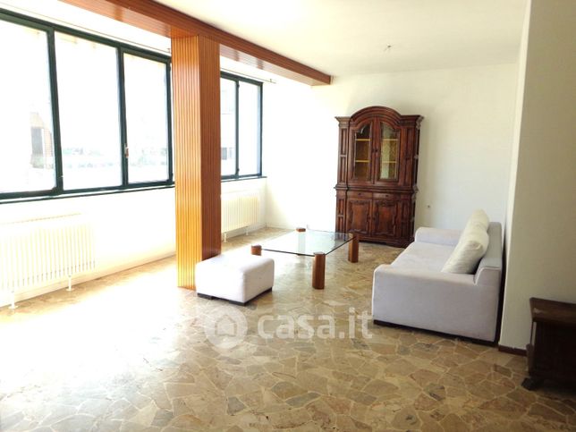 Appartamento in residenziale in Via Cap. G. Sella 51