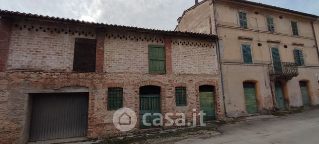 Rustico/casale in residenziale in Frazione Campodiegoli 58