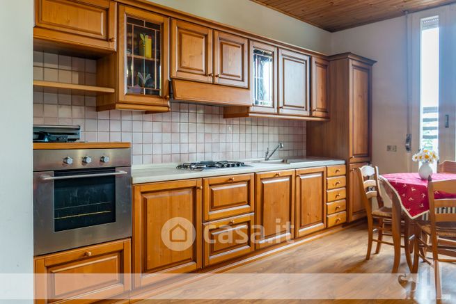 Appartamento in residenziale in Via Pascolet 2