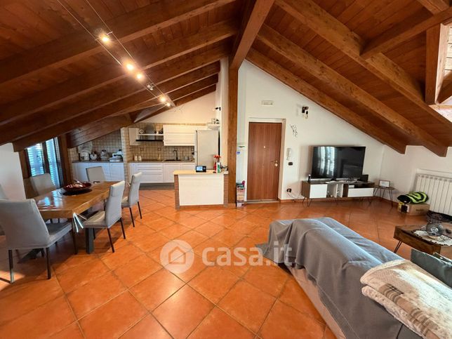 Attico/mansarda in residenziale in Via Madonna delle Grazie