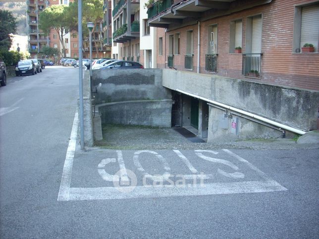 Garage/posto auto in residenziale in Via Privata del Parco 18