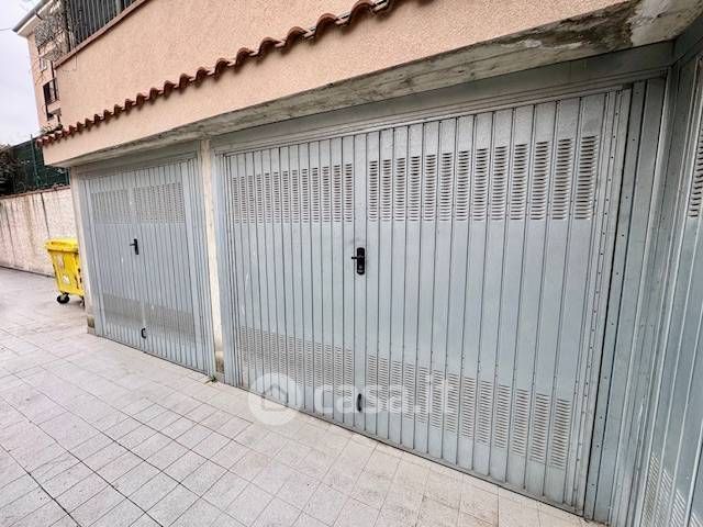 Garage/posto auto in residenziale in Via G. Sacchetti 6