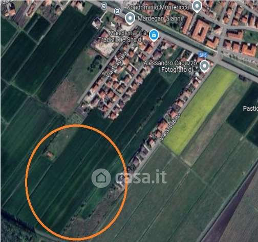 Terreno agricolo in commerciale in 