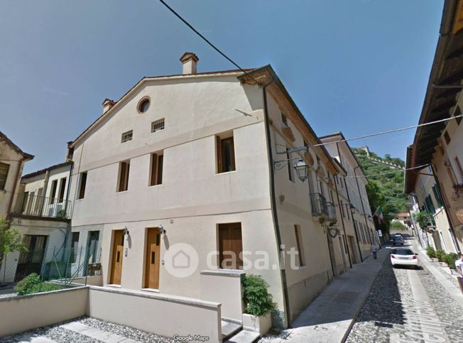 Casa indipendente in residenziale in Via Tempesta