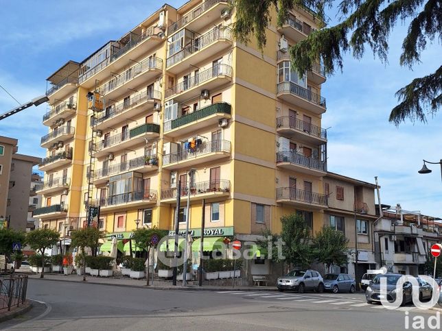 Appartamento in residenziale in Via Adriana