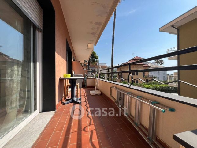 Appartamento in residenziale in Via Felice Cascione 13