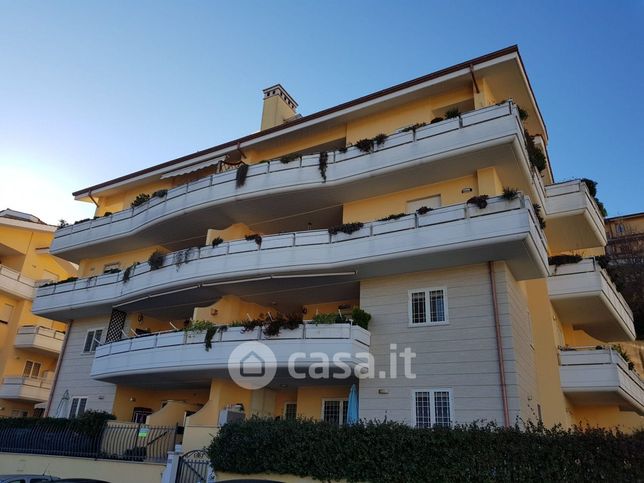 Appartamento in residenziale in Via Gorlago