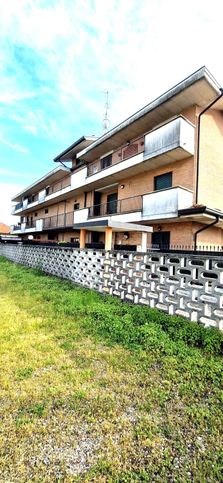 Appartamento in residenziale in Via Grazia Deledda