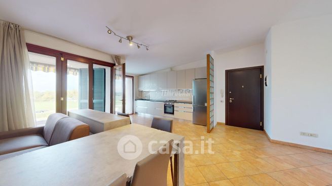 Appartamento in residenziale in Via Giovanni Pascoli 43