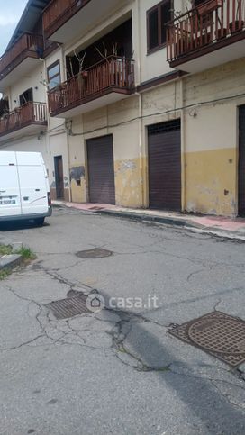 Box/posto auto in residenziale in Via Francesco Crispi