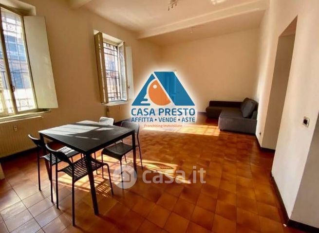 Appartamento in residenziale in Via G. Espinasse 8