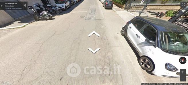 Appartamento in residenziale in Via Deruta 63