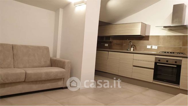 Appartamento in residenziale in Via Monte Cengio