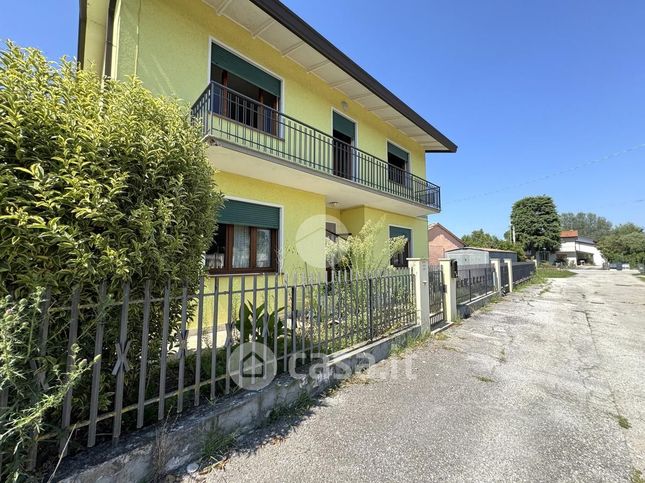 Villa in residenziale in Via Frassinelli
